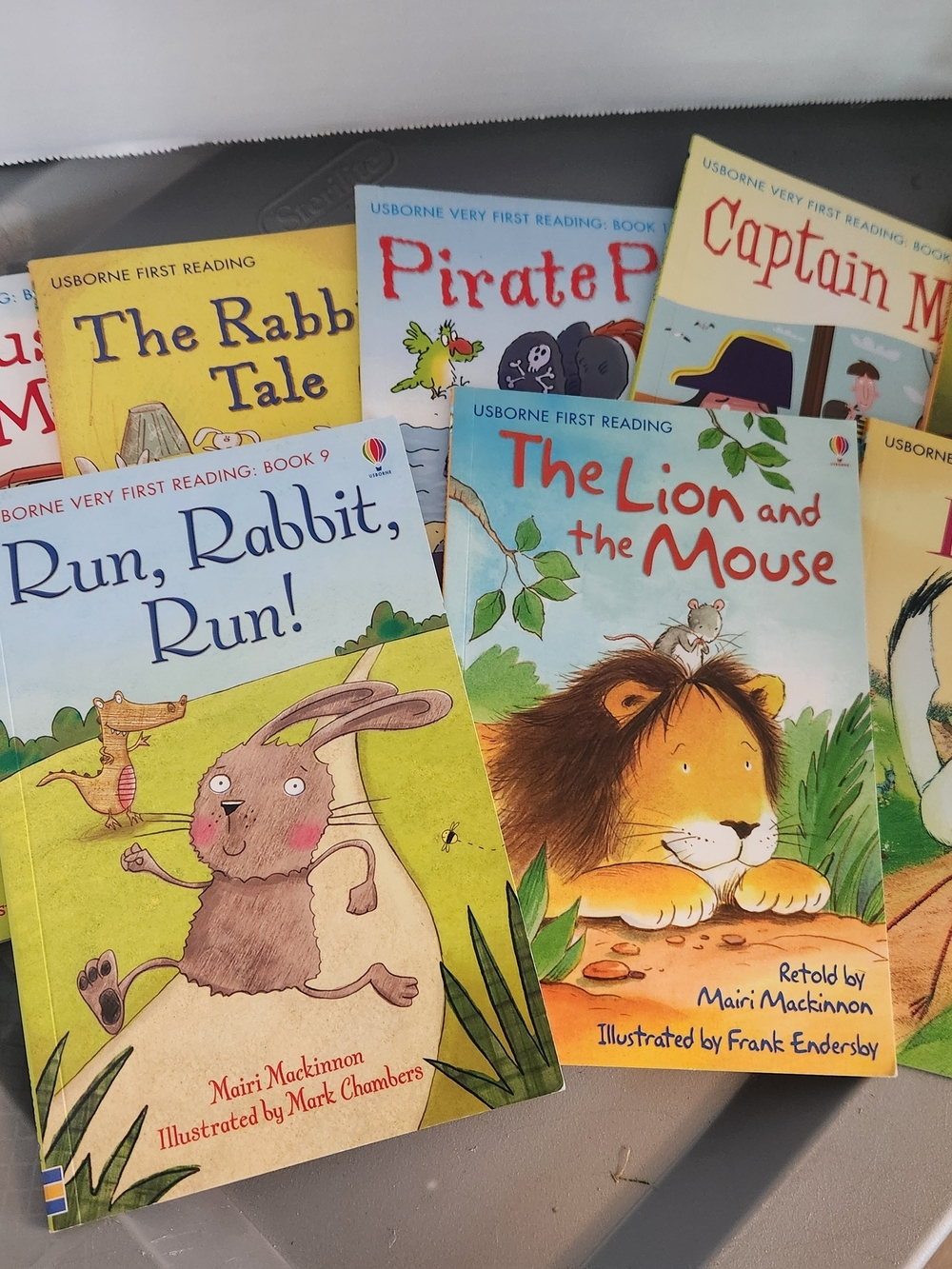 Usborne Book Lot- Children's Picture Book (Yellow)